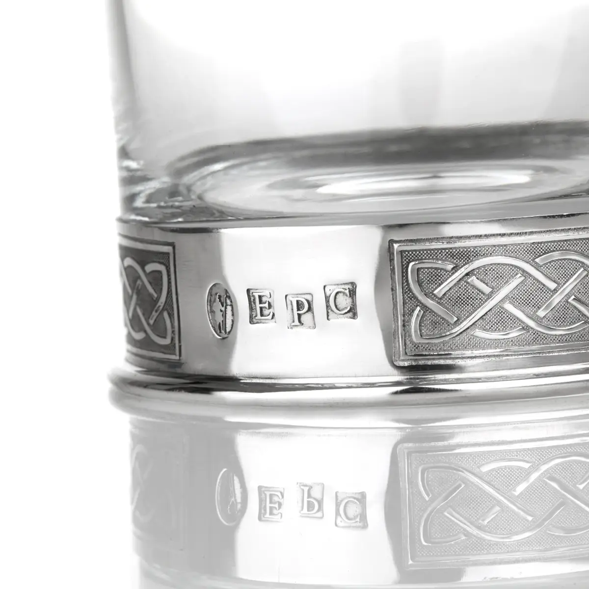 Celtic Whisky Tumbler - Handgefertigtes Whiskyglas mit keltischen Ornamenten