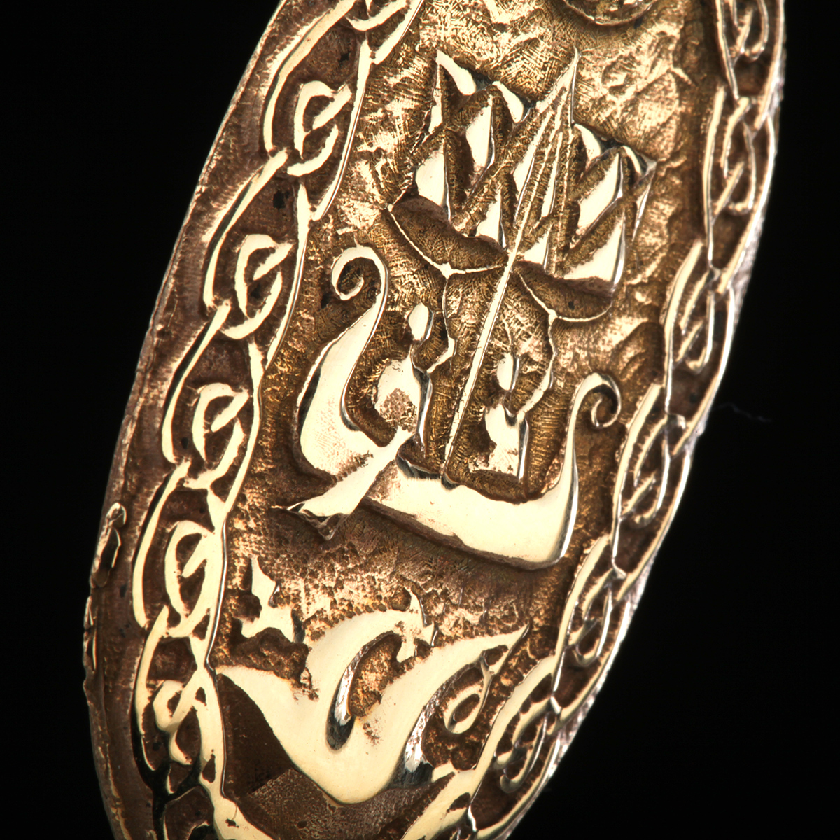 Kette-anhaenger-frigga-odin-segen-wikinger-gold-bronze-006 Traveller's Charm aus Bronze - Schutzzauber für Reisende - Friggas Segen an Odin