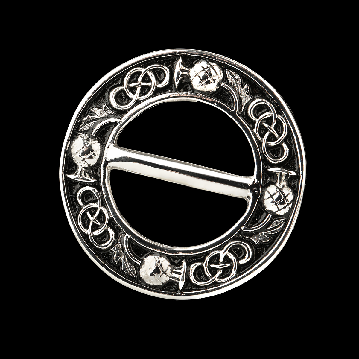 Celtic Thistle - Tuchring aus Schottland mit Distel & keltischem Muster