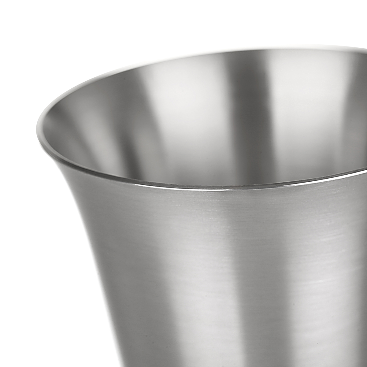 weinkelch-zinnkelch-mittelalter-england-antik-silber-003BaVRbvTUeeCxZ Bell Goblet - Mittelalterlicher Weißwein Kelch aus England - Antikes Finish