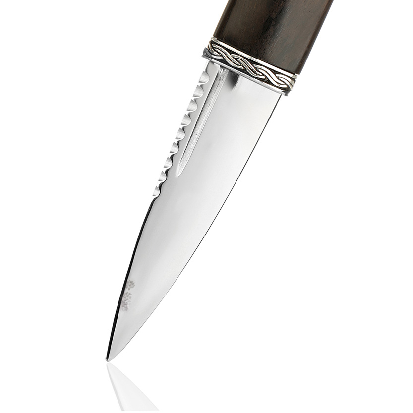 2. Wahl - Blackwood Ruby Sgian Dubh - keltische Muster - schottische Distel & Kristall