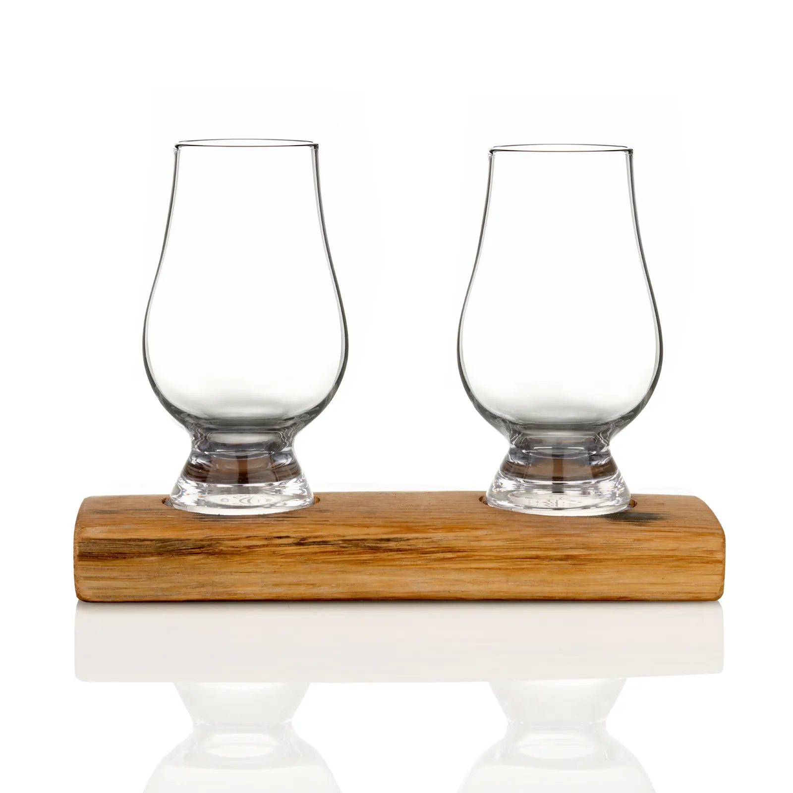 Whisky Fass Flight Tray aus Eiche - Untersetzer mit 2 Glencairn Tasting Gläsern Whisky Fass Flight Tray aus Eiche - Untersetzer mit 2 Glencairn Tasting Gläsern
