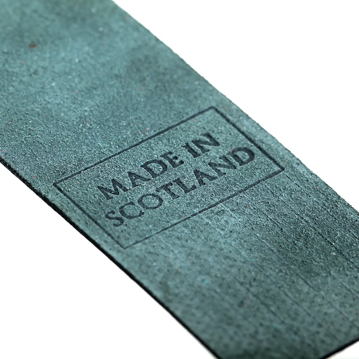 Iona - Lesezeichen aus Leder in Grün - Made in Scotland