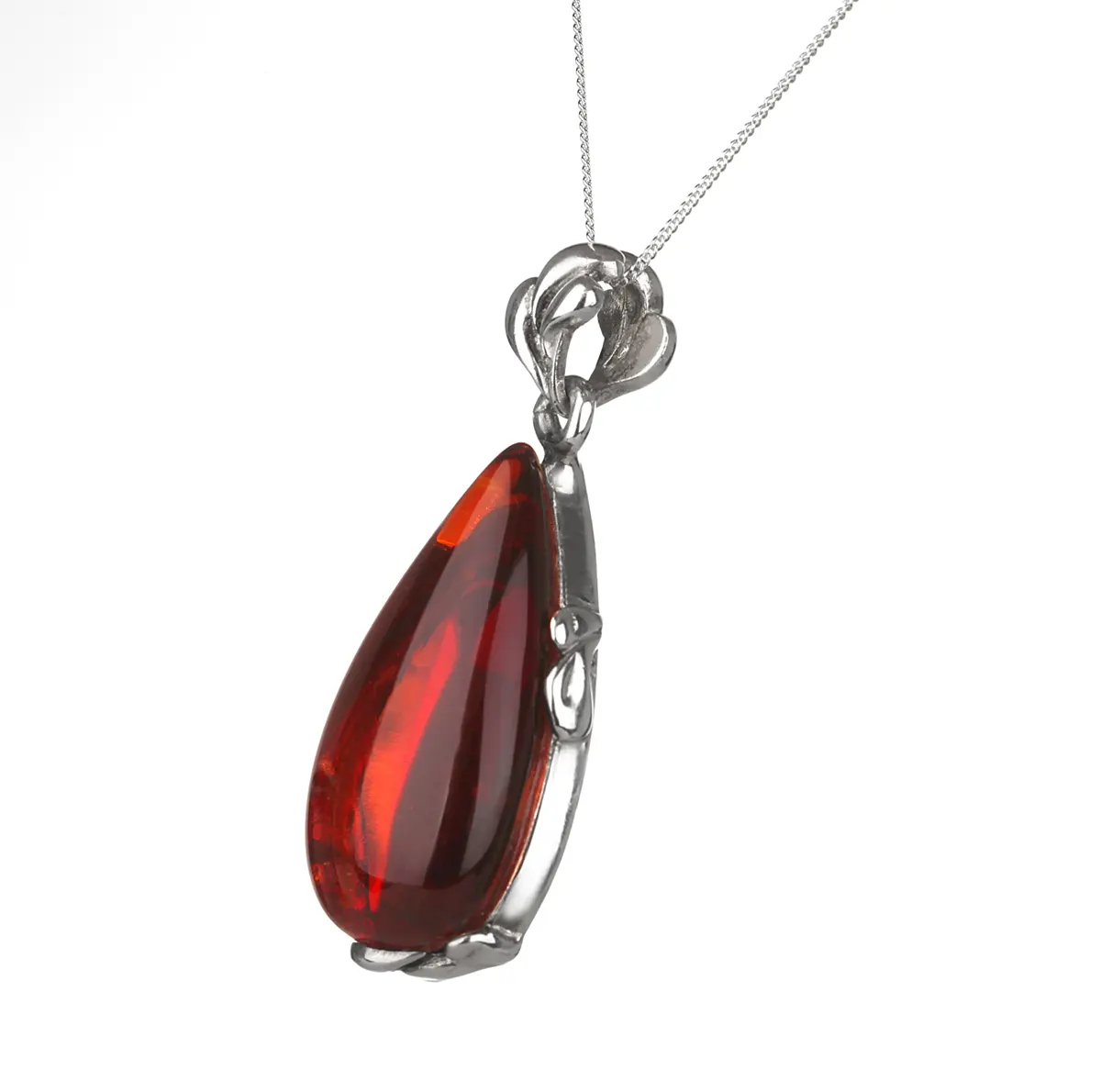 Cognac Red Amber Drop - Irischer Anhänger aus rotem Bernstein & Sterling Silber Cognac Red Amber Drop - Irischer Anhänger aus rotem Bernstein & Sterling Silber