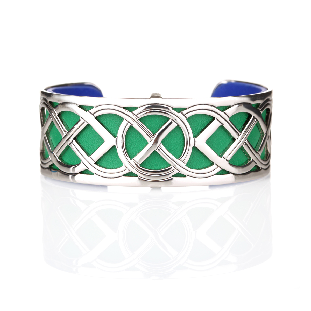 armreif-armband-irland-leder-gruen-silber-keltisch-004 Irischer Armreif mit keltischen Mustern & zweifarbigem Ledereinsatz