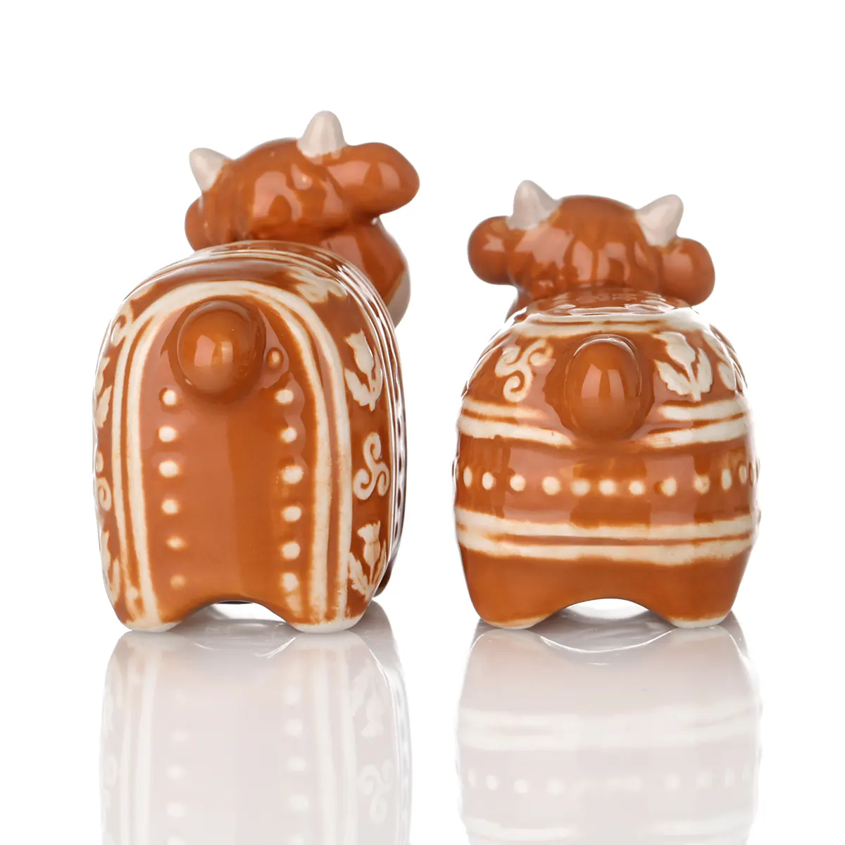Woolly Ware - Handbemalte Highland Cow Keramik Salz- und Pfefferstreuer Woolly Ware - Handbemalte Highland Cow Keramik Salz- und Pfefferstreuer