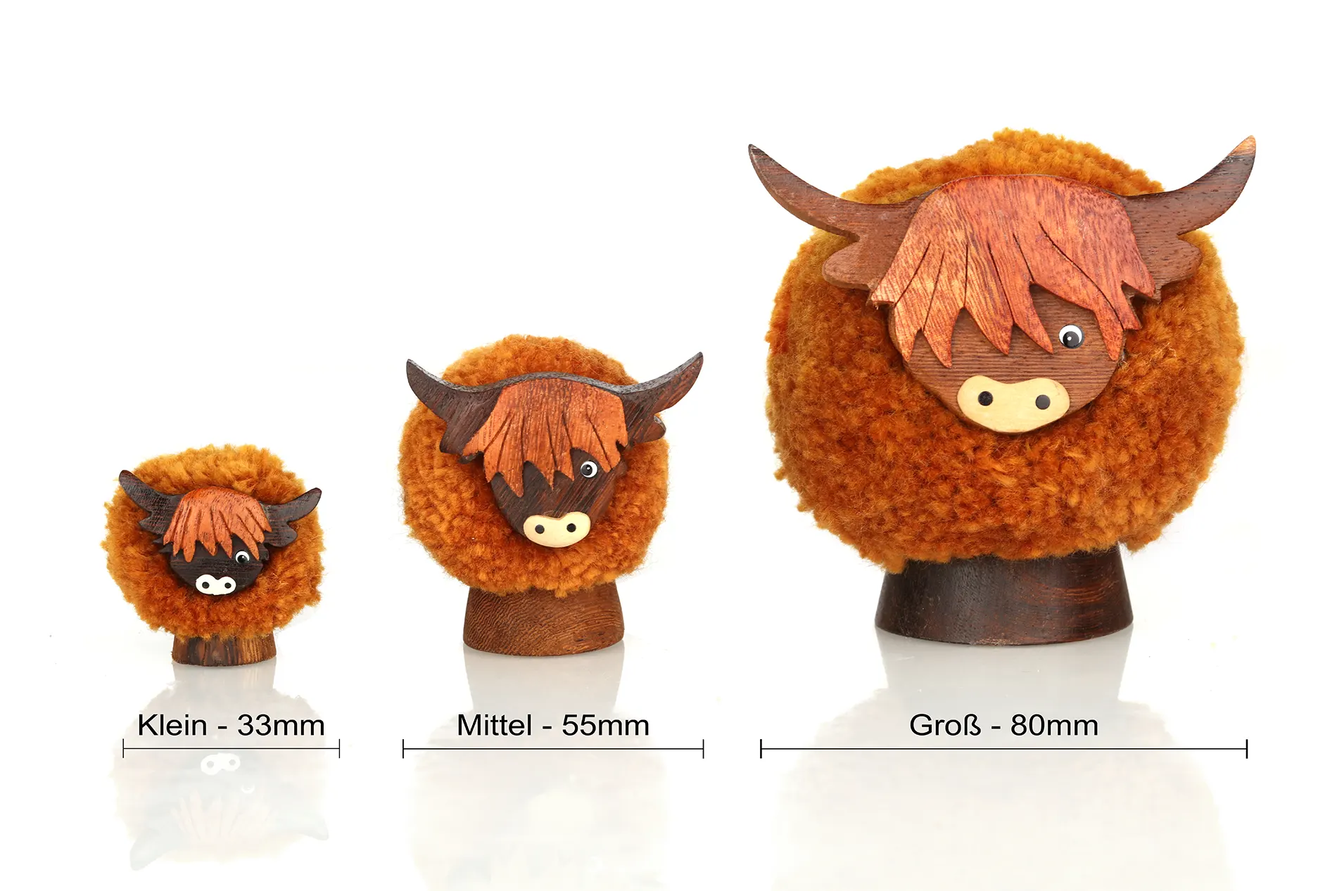 Highland Cow Pompom Dekofigur Mittel – Handgefertigt in Schottland