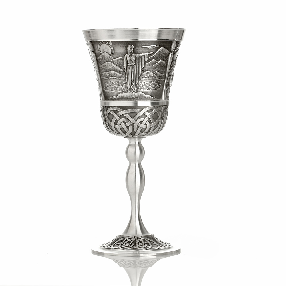 queen-mave-goblet-ireland-001 Mythical Ireland - Queen Maeve - irischer Weinkelch aus Zinn mit keltischen Motiven