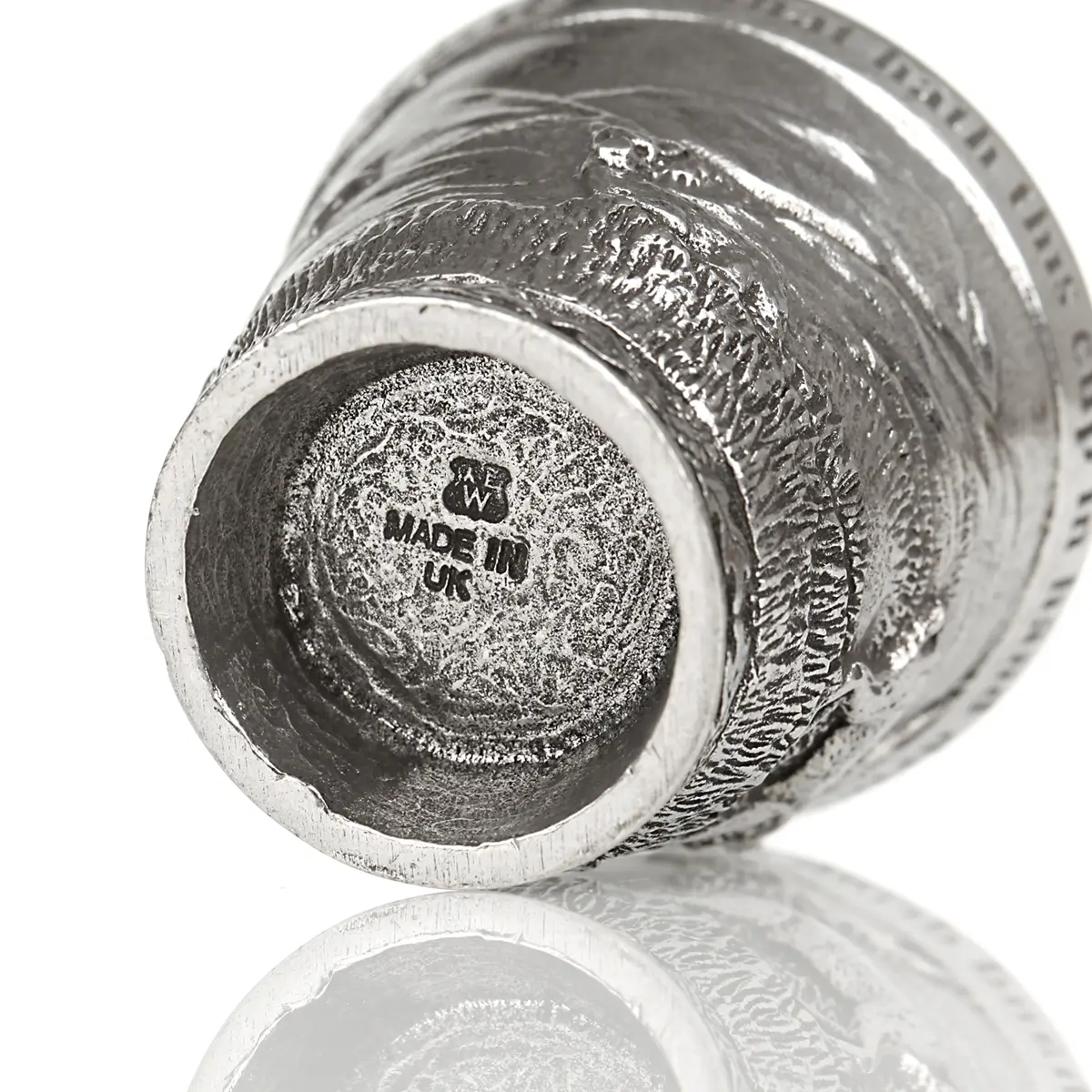 shot-glas-becher-silber-zinn-shottland-highlands-005 Highland Dram Cup Shotbecher - keltischer Schnapsbecher aus Zinn