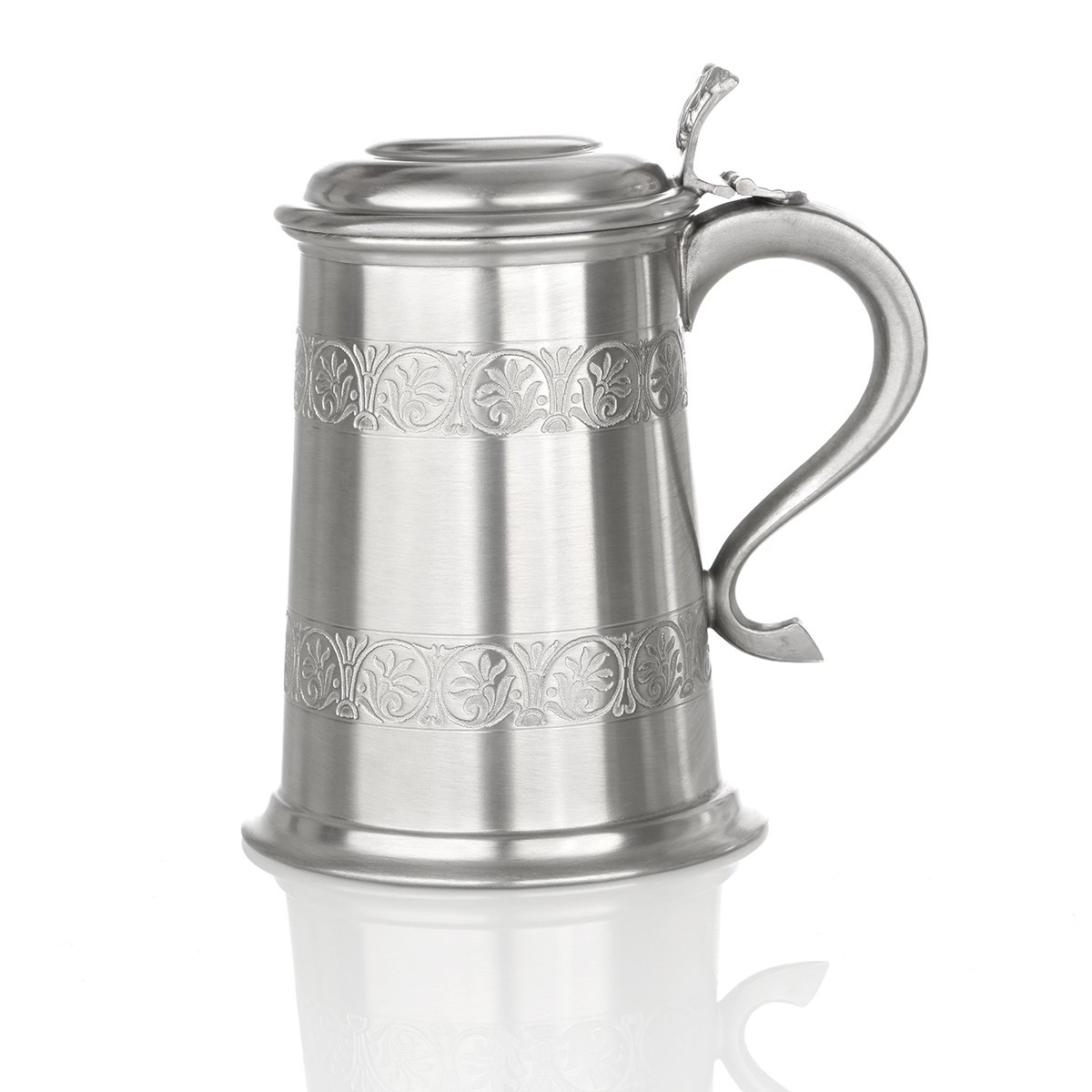 bierkrug-zinnkrug-england-pint-antik-deckel-001QqtZIzmBjDw8Y Mittelalterlicher 1-Pint Bierkrug mit Deckel aus Zinn – antikes Finish, handgefertigt in England