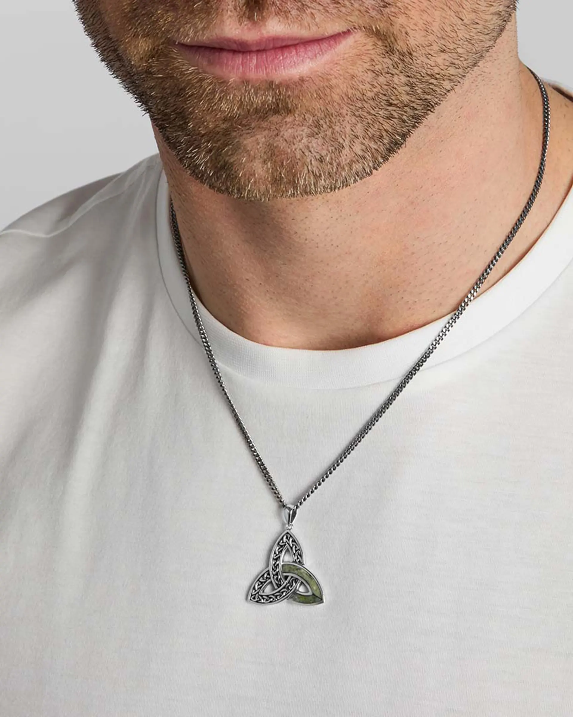 Keltische Trinity-Kette aus Sterlingsilber mit Connemara-Marmor - Handgefertigt in Irland