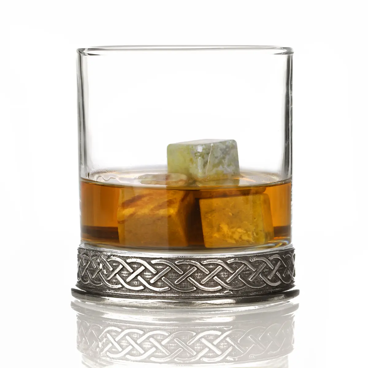whisky-scotch-malt-glas-keltisch-schottland-003 Connemara Marmor Whiskey Steine - Handgefertigt in Irland