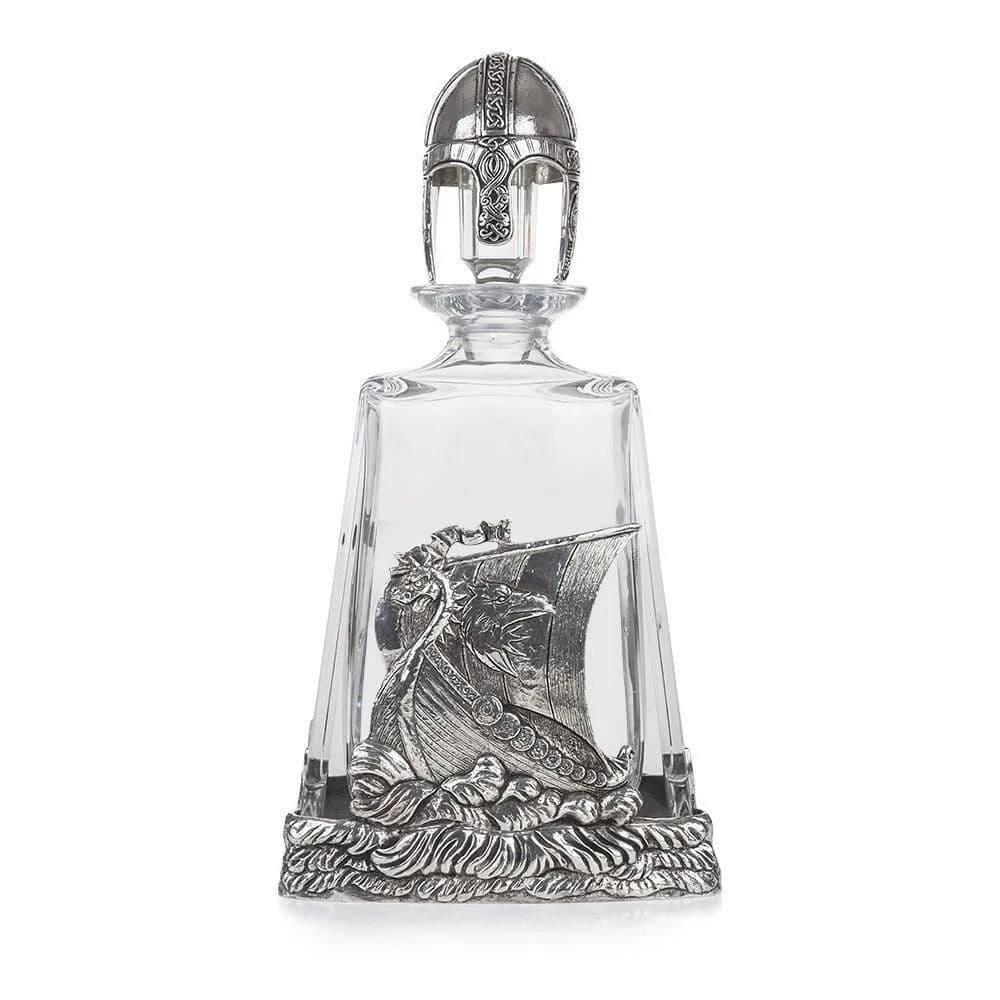 Viking Decanter - Handgefertigte Wikinger Whisky Karaffe aus England Viking Decanter - Handgefertigte Wikinger Whisky Karaffe aus England
