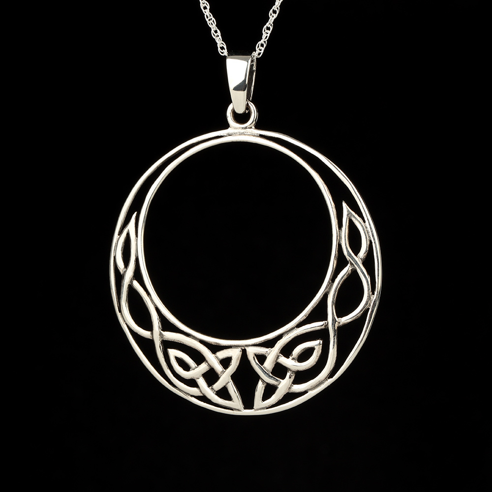 Celtic-circle-kette-silber-002 Celtic Circle - Keltischer Anhänger aus Sterling Silber - Handgefertigt in Schottland