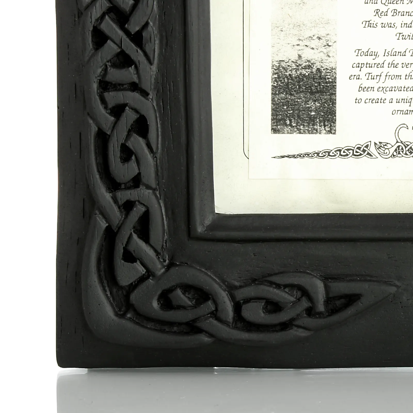 Irischer Bilderrahmen - 13x18 cm - Handgefertigt in Irland mit keltischer Schnitzerei Irischer Bilderrahmen - 13x18 cm - Handgefertigt in Irland mit keltischer Schnitzerei