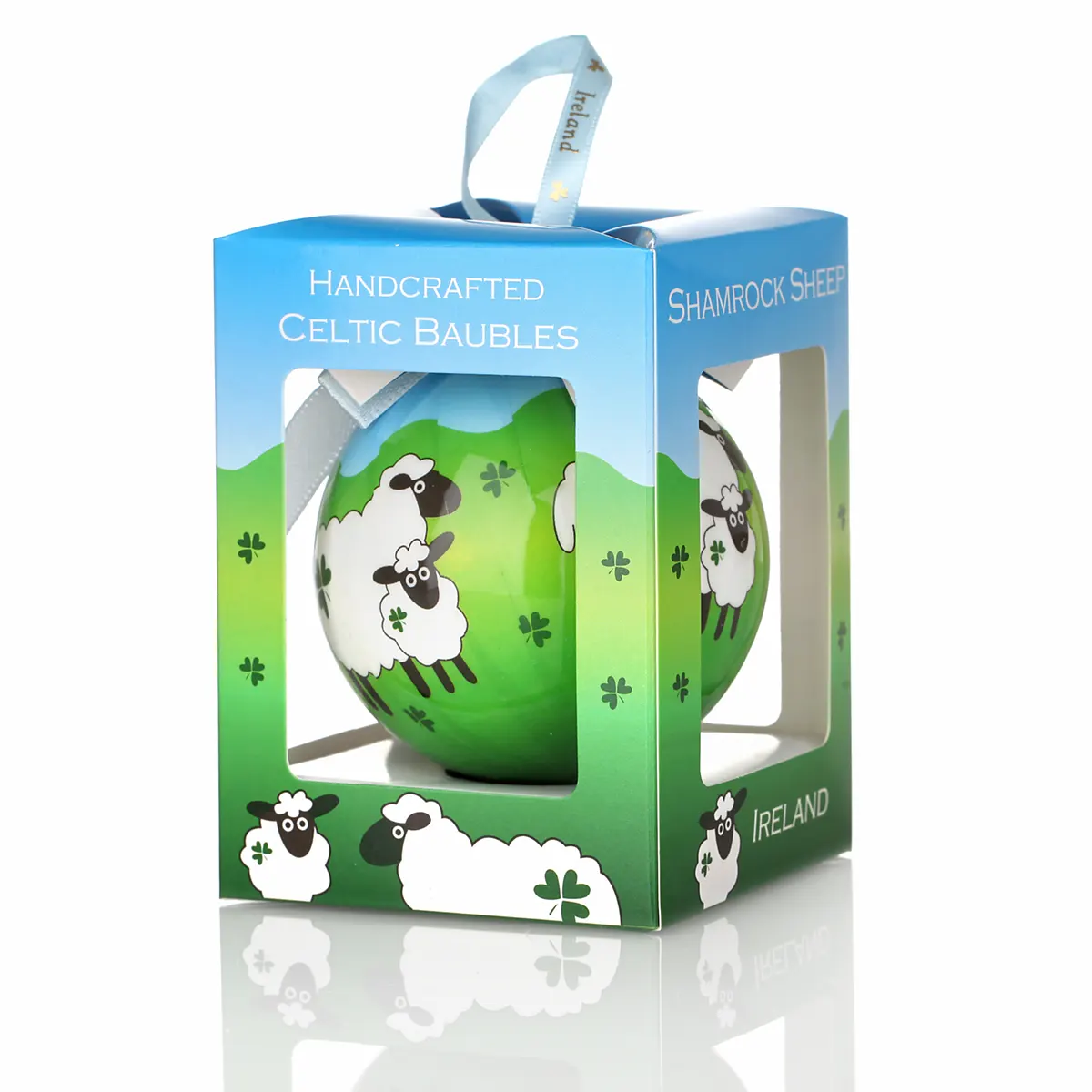 Shamrock Sheep - Traditionell handgefertigte Weihnachtskugel aus Irland mit irischen Schafen Shamrock Sheep - Traditionell handgefertigte Weihnachtskugel aus Irland mit irischen Schafen