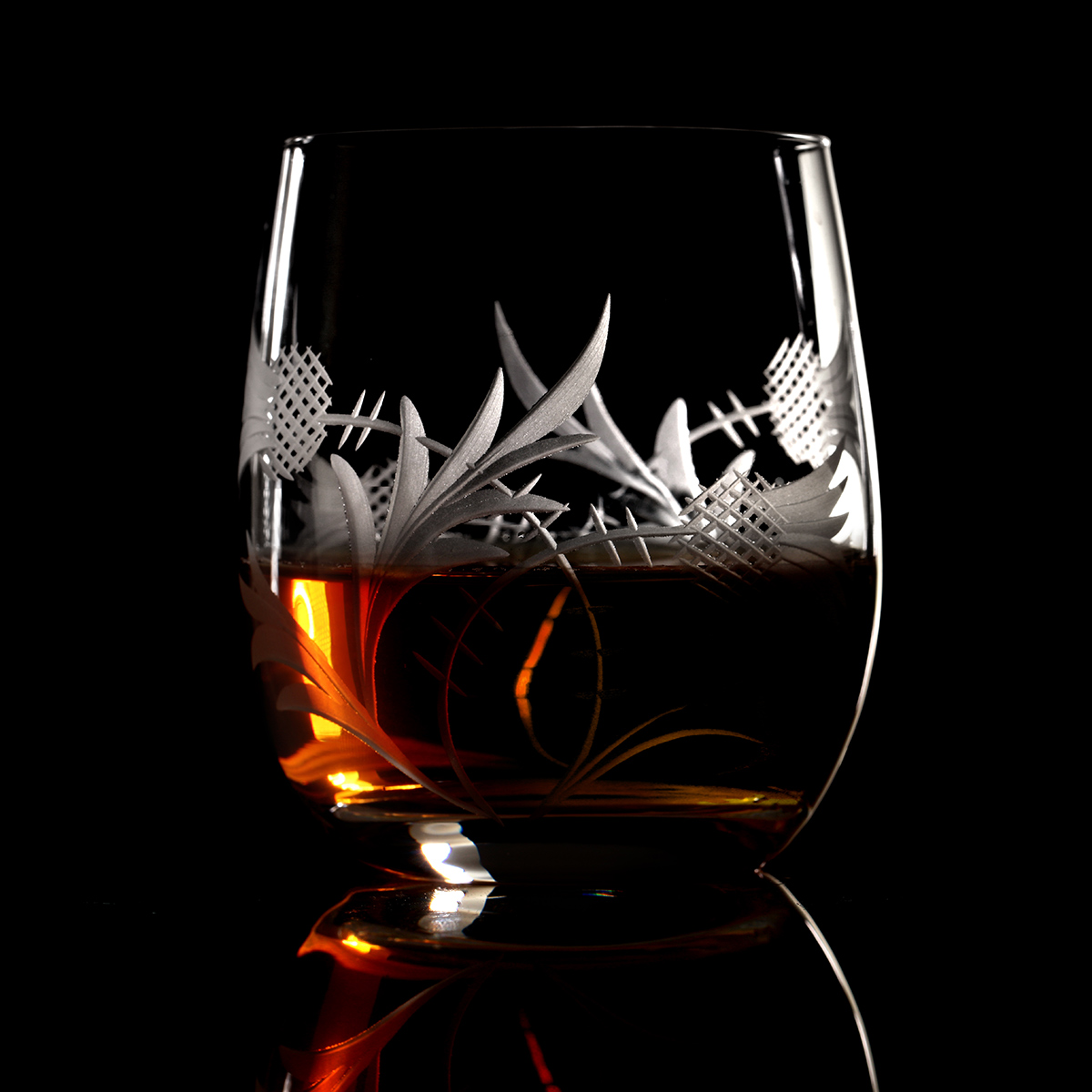 whisky-glas-crystal-kristall-schotland-distel-004 Flower of Scotland Barrel Tumbler - Kristall Whiskyglas mit Distelschliff aus Schottland