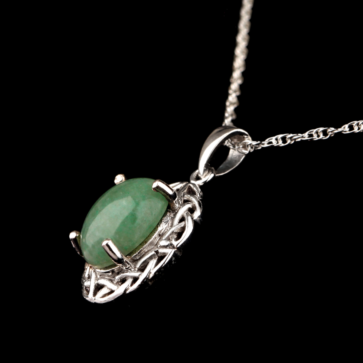 kette-anhaenger-keltisch-silber-gruen-jade-schottland-003 Ovaler keltischer Anhänger aus Schottland -  Sterling Silber & grüne Jade