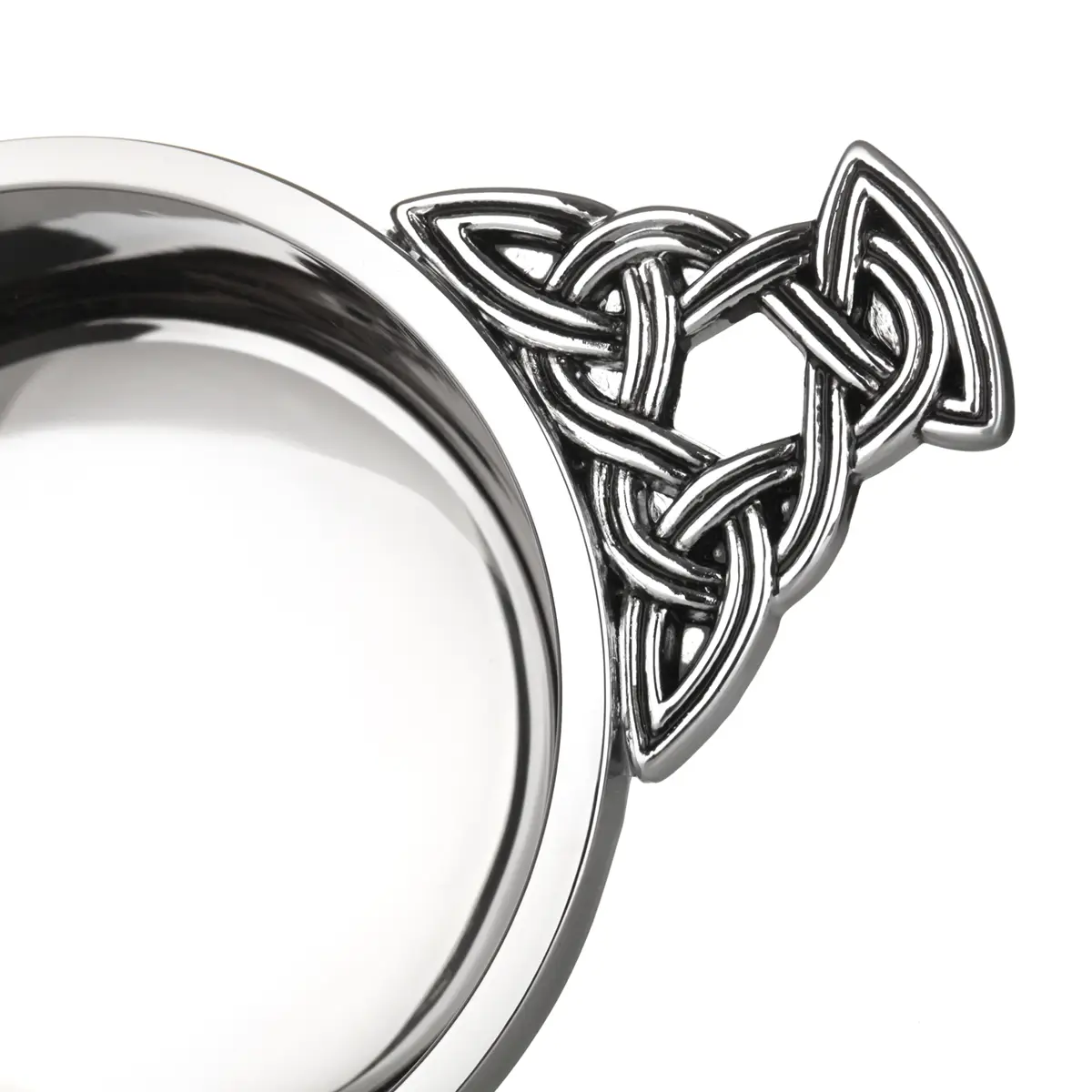 Whisky-Quiaich-Schottland-Silber-005 Highland Whisky Quaich aus Schottland - versilbert mit keltischen Griffen