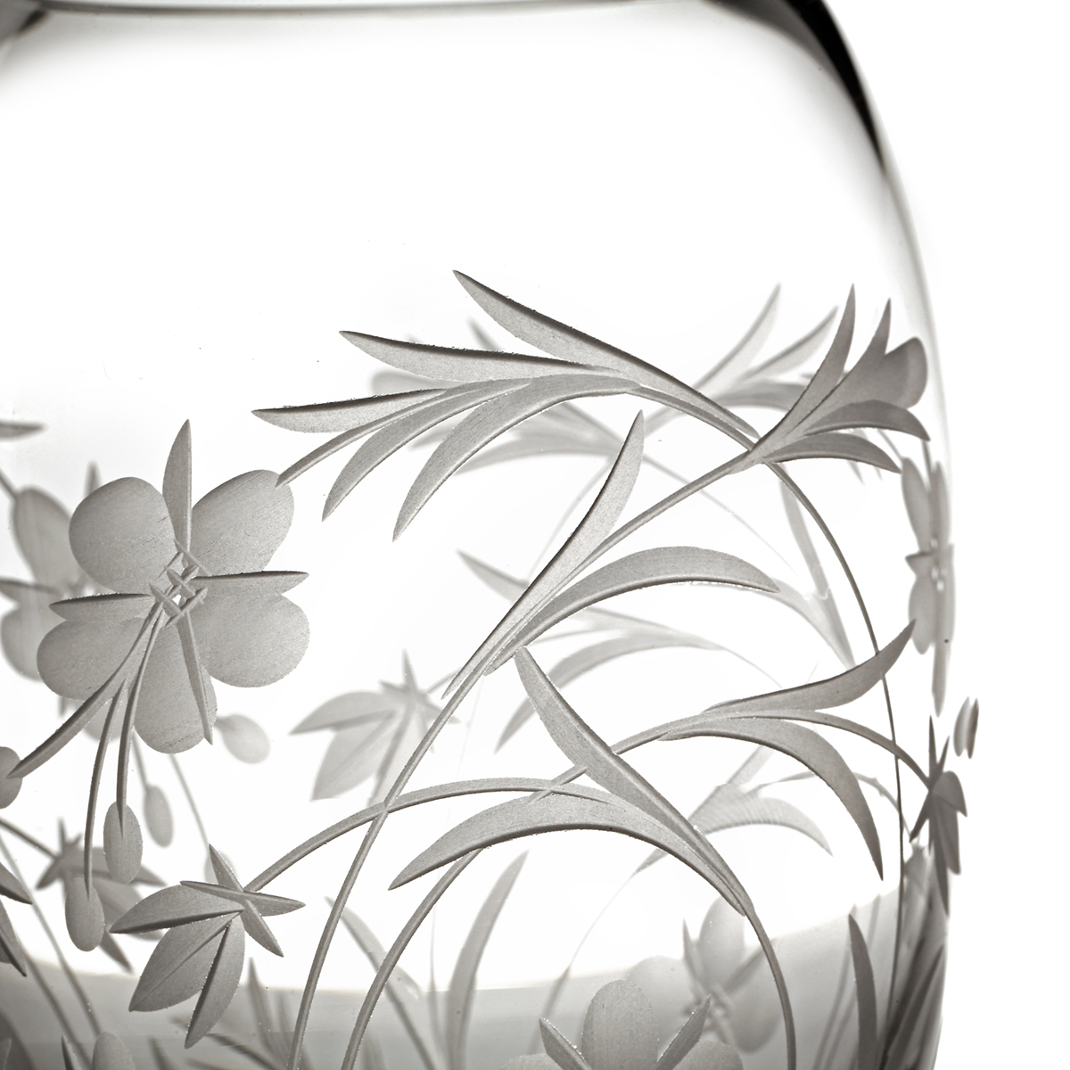 Vase-Kristall-Glas-Meadow-Flower-Wiesenblumen-Schottland-003 Meadow Flower Barrel Vase - Kristallglas mit Wiesenblumen Muster
