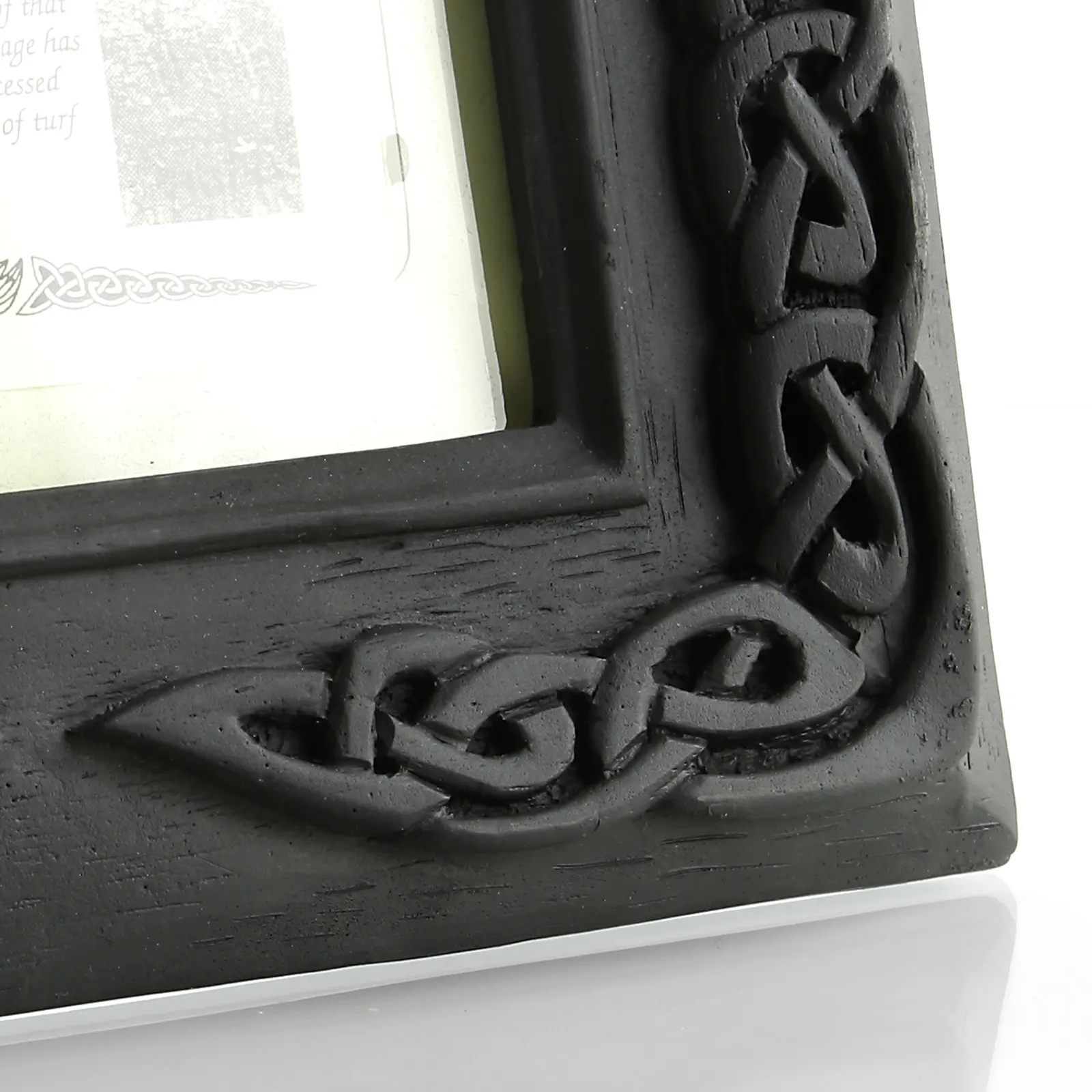 Irischer Bilderrahmen - 13x18 cm - Handgefertigt in Irland mit keltischer Schnitzerei Irischer Bilderrahmen - 13x18 cm - Handgefertigt in Irland mit keltischer Schnitzerei