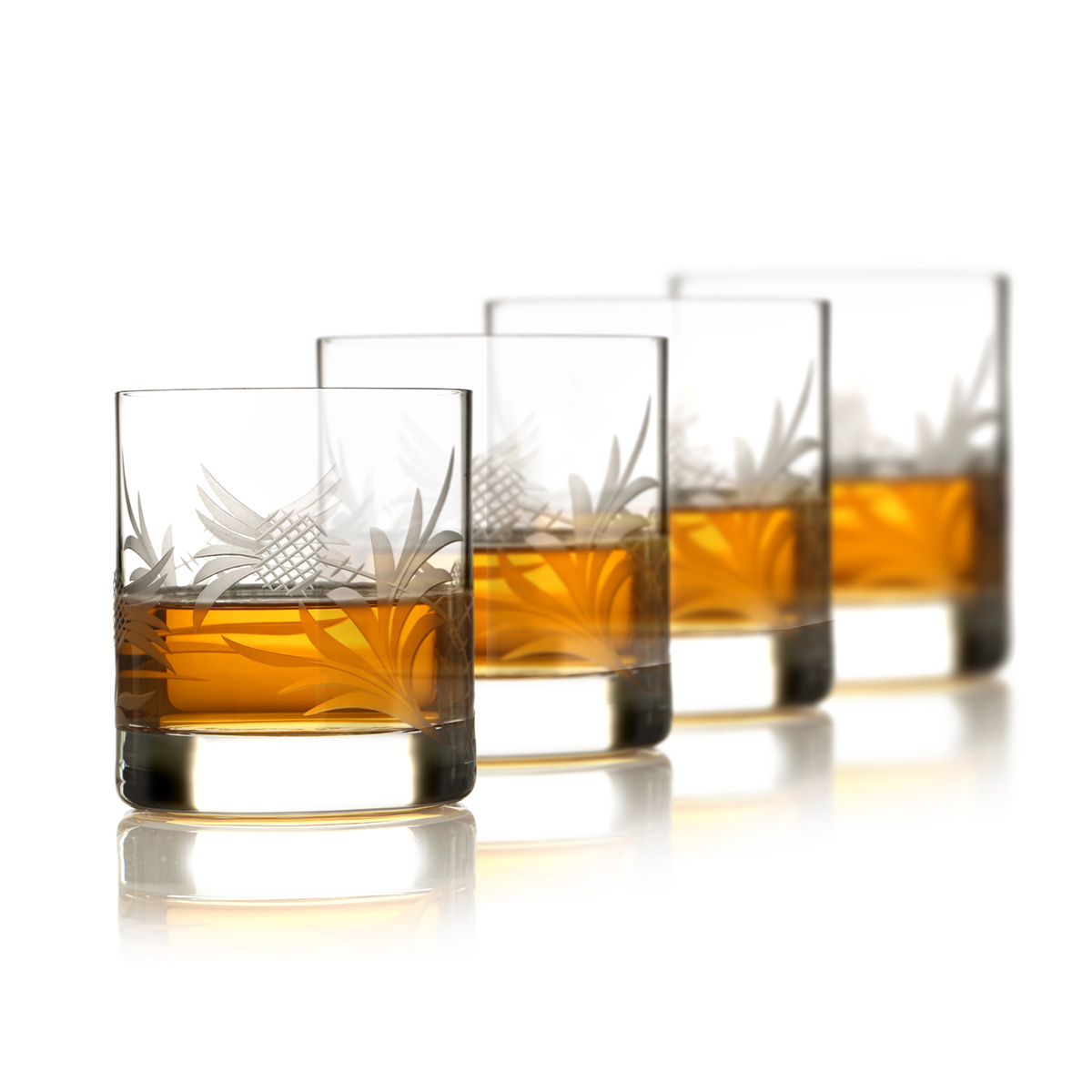 dram-tumbler-whisky-kristall-glas-distel-thistle-4er-001 Flower of Scotland - 4 x Kristall Whisky Glas mit gravierten Disteln im Geschenkset