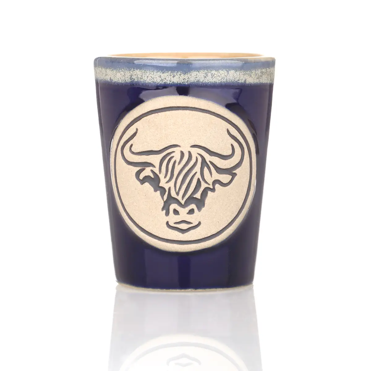 shot-schnaps-becher-scotland-highland-cow-coo-hochland-rind-001 Highland Cow Stoneware Shot Cup - Schottischer Shotbecher aus Keramik