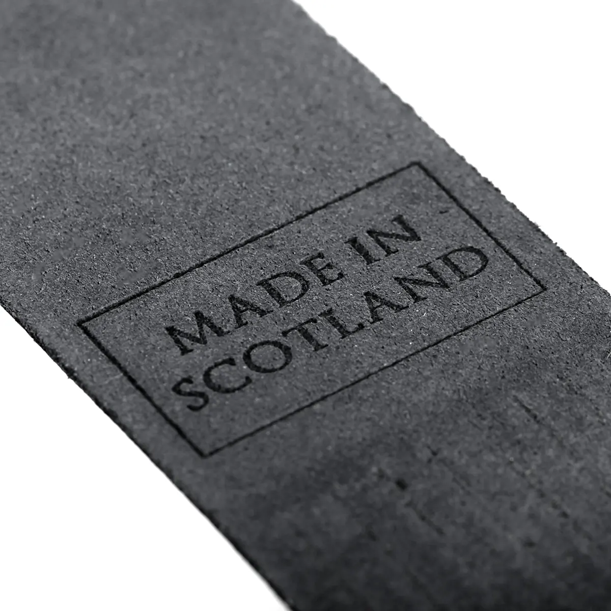 Iona - Lesezeichen aus Leder in Schwarz - Made in Scotland