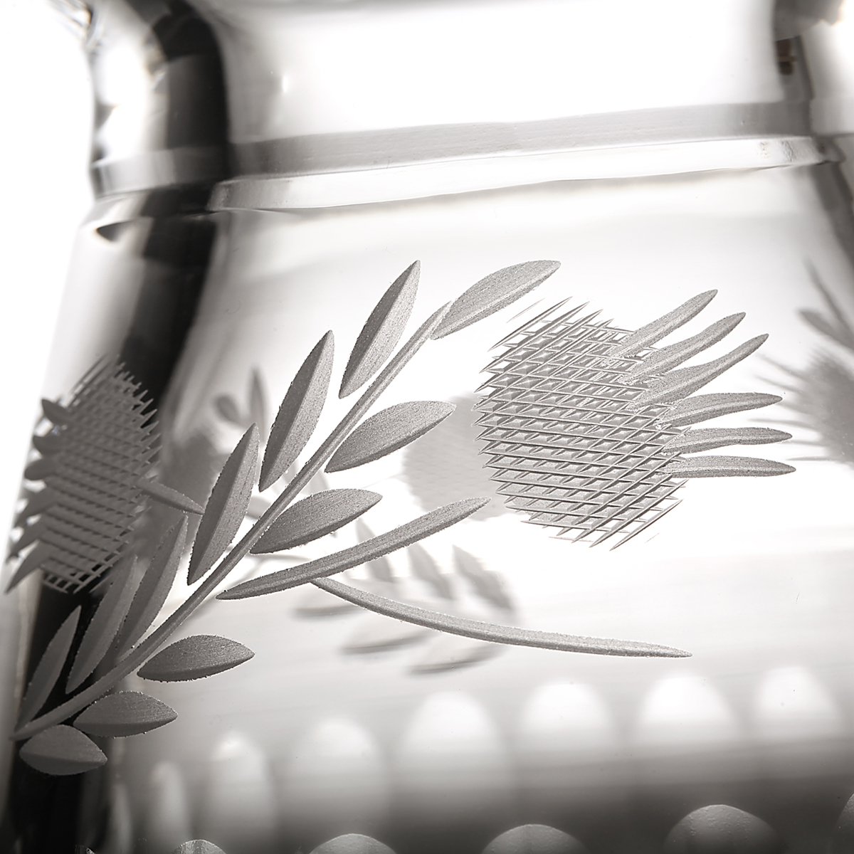 whisky-karaffe-dekanter-kristall-schotltand-distel-004 Flower Of Scotland Thistle Decanter - Kristallglas Whiskykaraffe in Form einer Distel