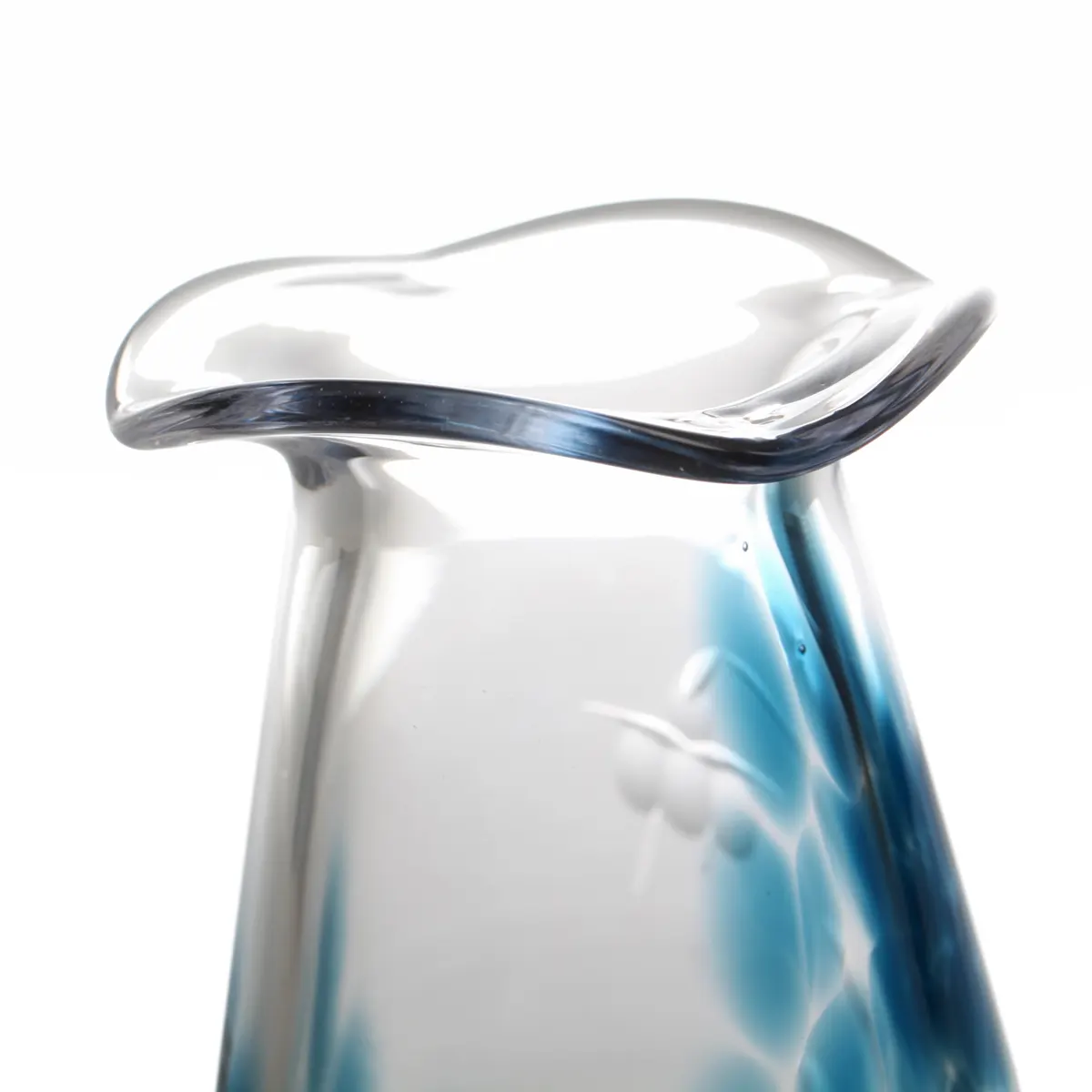 Irische Celtic Meadow Posy Vase aus Kristallglas - Handgefertigt in Irland Irische Celtic Meadow Posy Vase aus Kristallglas - Handgefertigt in Irland