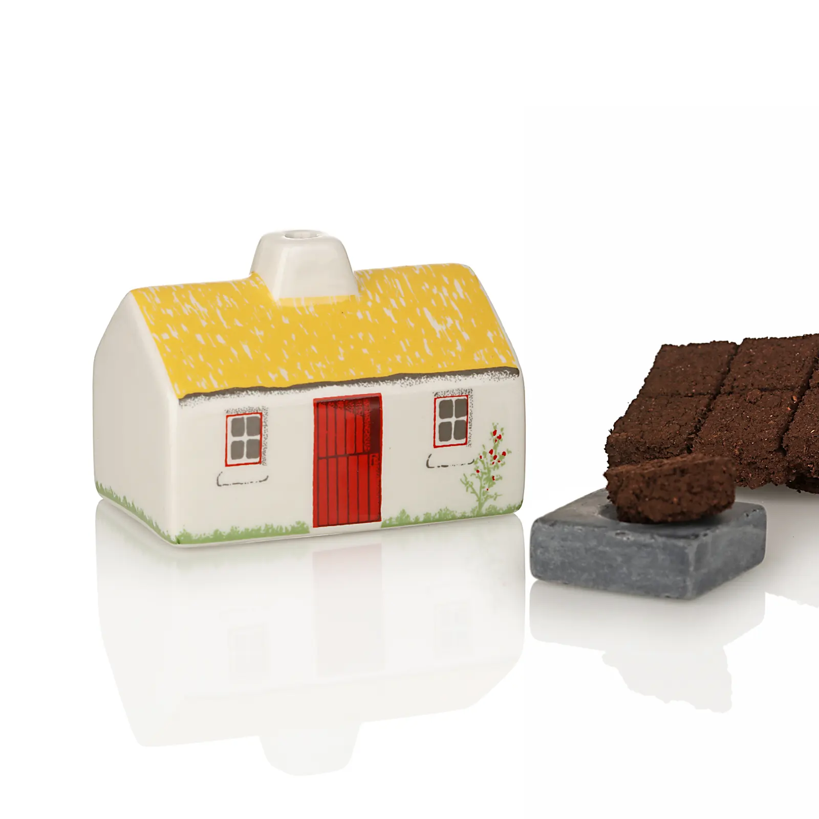 Irish Cottage Torfduft-Set aus Keramik, mit Steinbrenner und Torfsoden Irish Cottage Torfduft-Set aus Keramik, mit Steinbrenner und Torfsoden