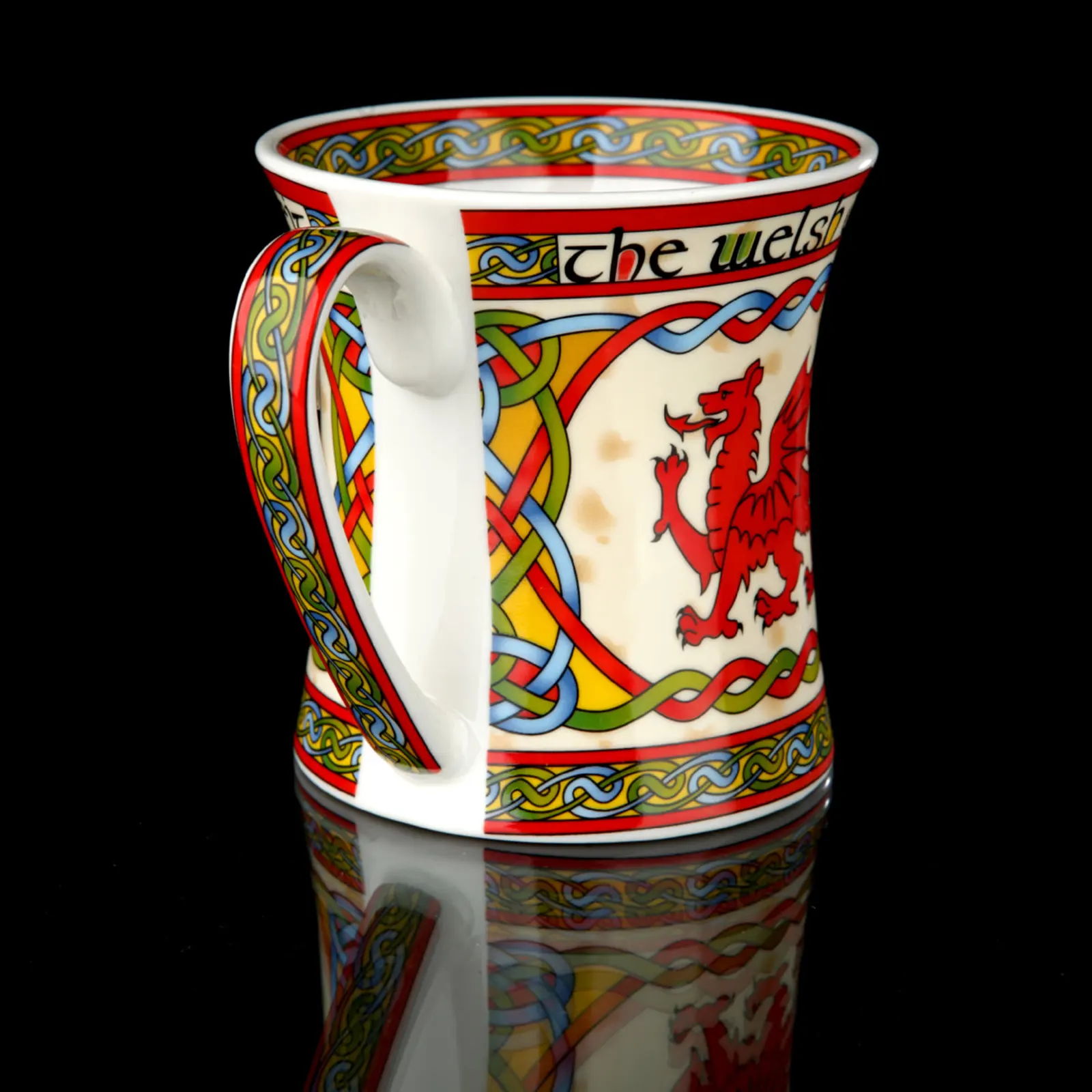 The Welsh Dragon Mug - Kaffeebecher mit walisischem Drachen & Keltischen Mustern