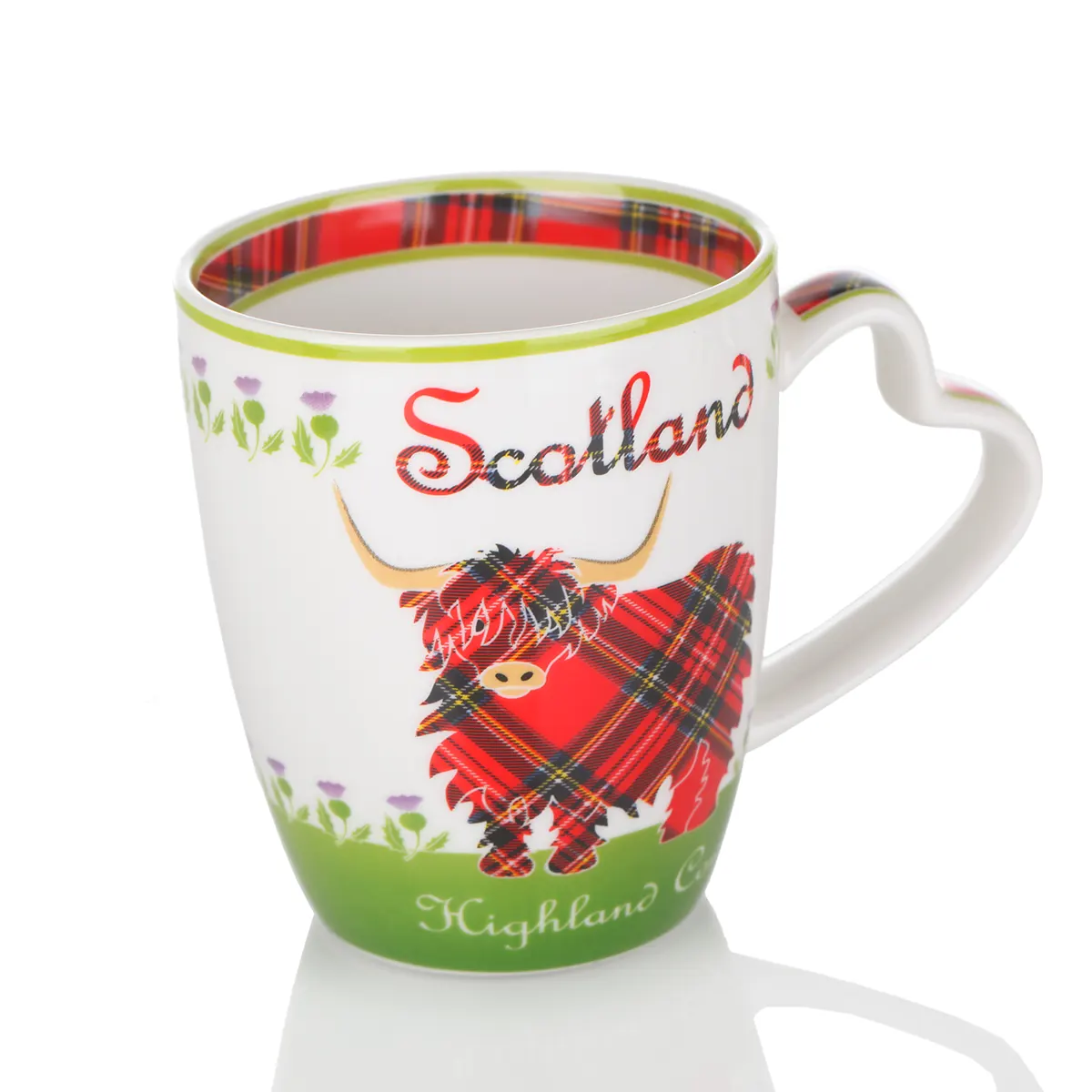 Highland Cow Mug – Keramikbecher mit schottischem Hochlandrind und Tartan-Motiv Highland Cow Mug – Keramikbecher mit schottischem Hochlandrind und Tartan-Motiv